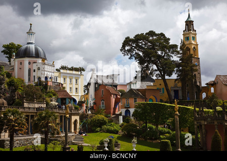 Portmeirion - einzigartiges Italianate Dorf Architekten Clough Williams-Ellis in Nord-Wales Stockfoto