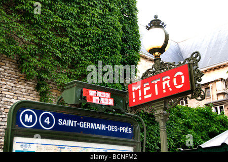 Metrostation Saint Germain des Pres Paris Frankreich Zeichen Stockfoto