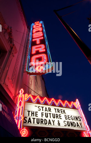 Castro Theater in der Nacht, Castro St, San Francisco, Kalifornien, USA Stockfoto