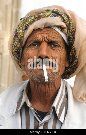 Tunesien ältere Hausierer, Kairouan Stockfoto