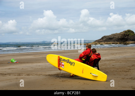 Pembrokeshire Wales Broadhaven Strand Rettungsschwimmer Stockfoto