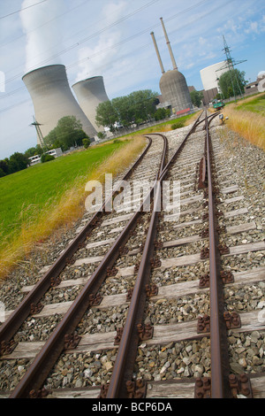 Anschlussbahn zum Kernkraftwerks Gundremmingen in Bayern, Deutschland. Kernkraftwerk Gundremmingen. Stockfoto