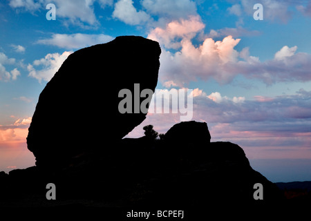 Balancing Rock glazialen erratische Lassen Volcanic Nationalpark Kalifornien Stockfoto