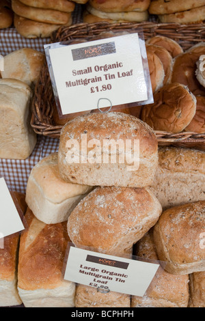 Ein Bauernmarkt in Kendal, Cumbria, UK. Bauernmärkte sind eine gute Möglichkeit der Senkung auf Lebensmittelmeilen Stockfoto