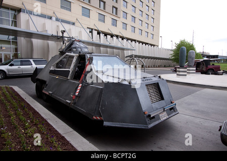 Der Tornado abfangen Fahrzeug 2 TIV 2 Storm Chaser s Sean Casey s Tornado eindringen gepanzerten Lastwagen Stockfoto