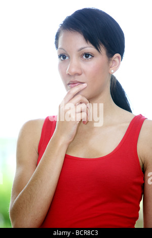 Verwirrt junge Frau Modell veröffentlicht Stockfoto