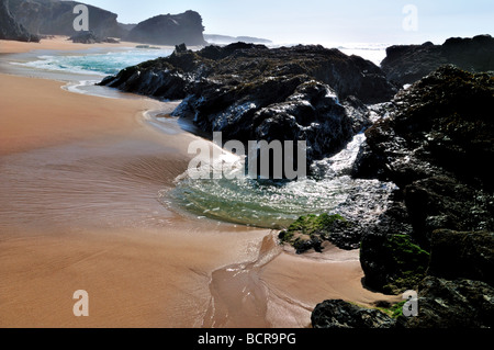 Portugal, Alentejo: Abend an der Praia Grande in Porto Covo Stockfoto