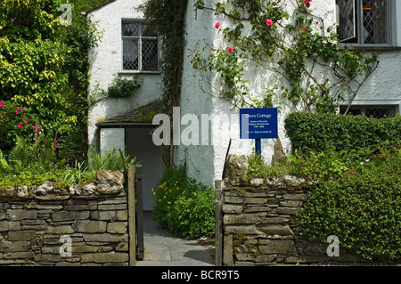 Dove Cottage ehemaliges Zuhause von William Wordsworth im Sommer Grasmere Cumbria England Vereinigtes Königreich GB Großbritannien Stockfoto