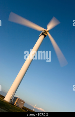 Windkraftanlagen produzieren sauberen Energie in Ovenden Moor in der Nähe von Halifax in West Yorkshire, Großbritannien Stockfoto