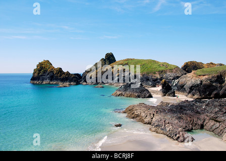 Kynance Cove in der Nähe von Lizard Point in Cornwall, Großbritannien Stockfoto