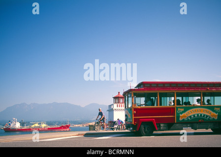 Stanley Park, Vancouver, BC, Britisch-Kolumbien, Kanada - Sightseeing Tour-Shuttle-Bus am Brockton Point Lighthouse, Hafen, Hafen Stockfoto