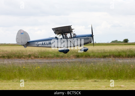 Chrislea CH3 Super Ace Serie 2 G-AKUW landet auf dem Wickenby Flugplatz Stockfoto