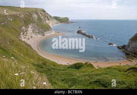 Einladende Strand in St. Oswald Bay in der Nähe von Lulworth Cove, Dorset Stockfoto