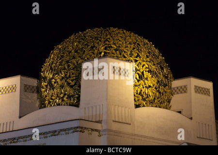 Detail der Lorbeer Blattentwurf auf Kuppel, Gebäude der Secession, Karlsplatz, Wien, Österreich Stockfoto
