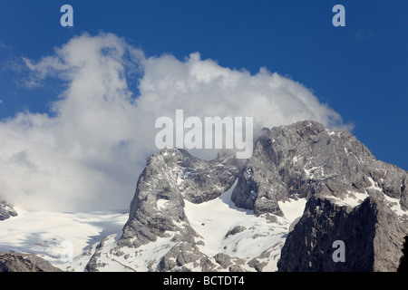 Dachstein-Gebirge, Dachsteingebirge Berge mit Gosaugletscher Gletscher, Blick vom Vorderer Gosausee See, Salzkammergut Stockfoto