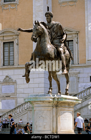 Bronzestatue, Reiterstandbild, Marcus Aurelius, Kapitol, Piazza del Campidoglio, Rom, Latium, Italien, Europa Stockfoto