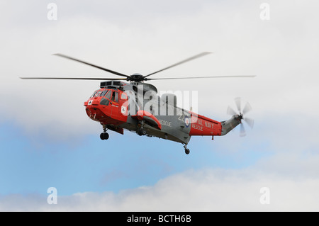 British Royal Navy Rettungshubschrauber, ein Sea King HU5 von 771 Naval Air Squadron Etalagen 2009 International Air Tattoo Stockfoto