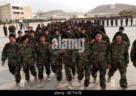 Afghanische Nationalarmee Rekruten in der Ausbildung an der Kabul Military Training Center Stockfoto