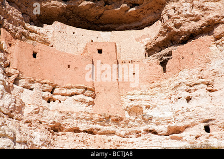 Montezuma Castle National Monument in Arizona American Indian Klippenwohnungen Stockfoto