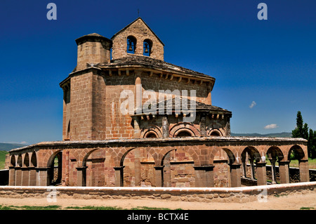 Spanien, Jakobsweg: Romanische Kirche Santa Maria de Eunate Stockfoto
