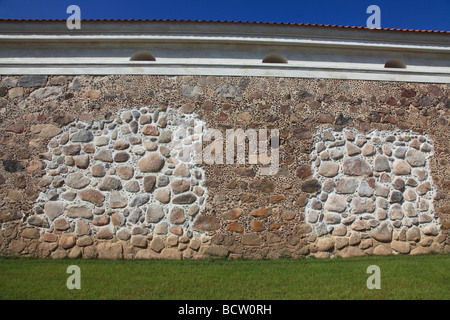 Fieldstone Wand in das Dorf Heimtali, Estland, Baltische Nation Europas. Foto: Willy Matheisl Stockfoto