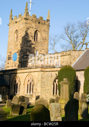 St.-Laurentius Kirche in dem Dorf Eyam im Peak District Derbyshire England UK Stockfoto