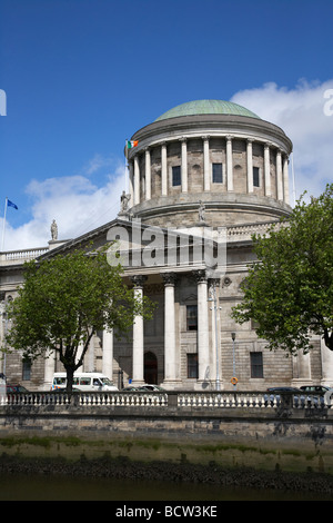 die vier Gerichte, die Gebäude in Dublin City centre Republik Irland Stockfoto