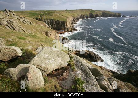 Die Gegend von Endland, England. Ansicht der Burg Förderstollens Endland Küste Cornwalls. Stockfoto