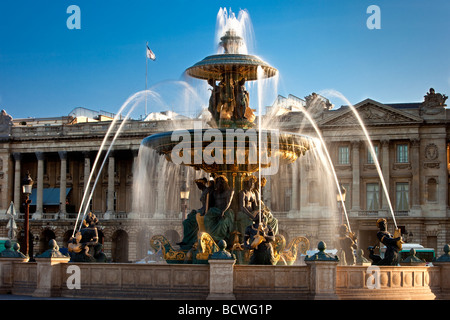 Fontaine des Fleuves - Brunnen der Flüsse am Place De La Concorde, Paris Frankreich Stockfoto