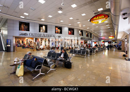 Duty free shopping-Bereich, Abfahrt, O R Tambo International Airport, Johannesburg, Südafrika, Afrika Stockfoto