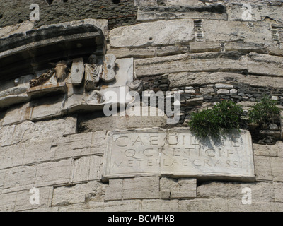 Cecilia Metella an der alten Via Appia in Rom Italien Stockfoto