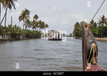 Hausboot auf den Backwaters, Alleppey, Kerala, Indien. Stockfoto