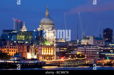 St. Pauls und der City of London Stockfoto