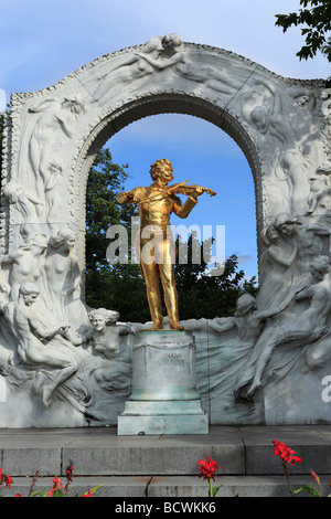 Johann Strauß Denkmal im Stadtpark, Wiener Stadtpark, Wien, Österreich, Europa Stockfoto