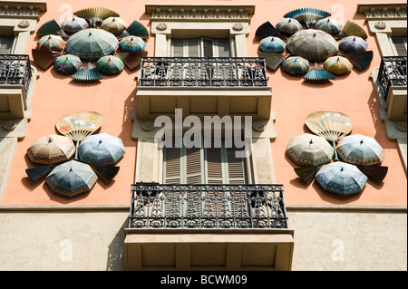 Casa Bruno Quadras ehemaligen Regenschirm Fabrik orientalischen Drachen Barcelona-Katalonien-Spanien Stockfoto