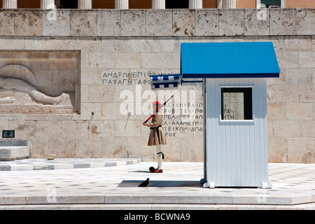 Soldaten vor dem griechischen Parlament Stockfoto