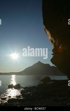 Blick vom Elgol über Loch Scavaig und Gars Bheinn Berg, Isle Of Skye, Schottland Stockfoto