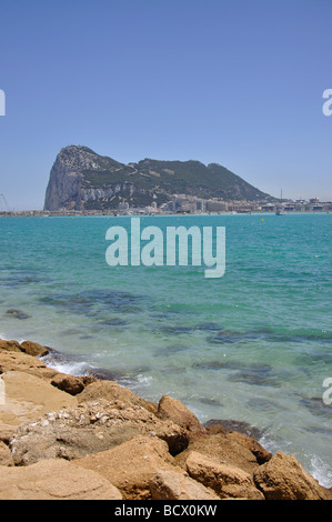 Felsen von Gibraltar aus La Línea De La Concepción, Provinz Cadiz, Andalusien, Spanien Stockfoto