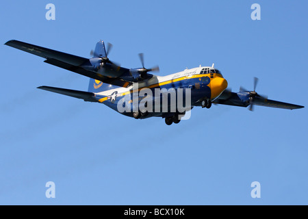 Blue Angels c-130 Hercules "Fat Albert" im Flug Stockfoto