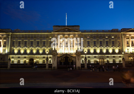 London - Buckingham Palace - Abend Stockfoto