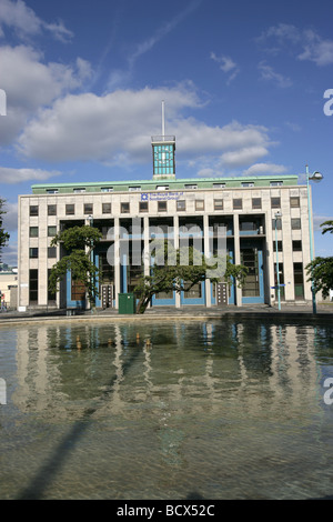 Stadt von Plymouth, England. Die Art-Deco-Architektur von der Royal Bank of Scotland Gebäude am Andreaskreuz. Stockfoto