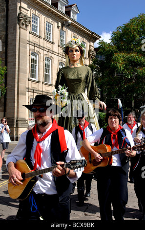 Sheffield Stadt Giants in 2009 Warwick Folk Festival, UK Stockfoto