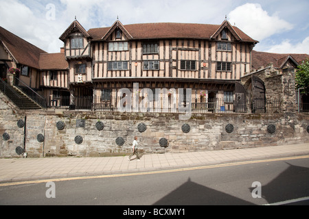 Ein Blick auf The Lord Leycester Hospital in Warwick England UK Stockfoto