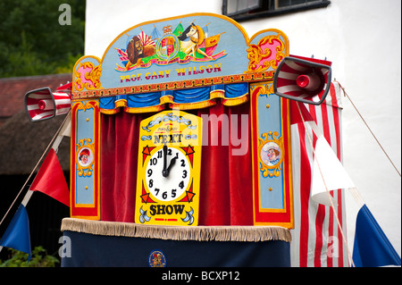 Nahaufnahme eines Standes von Punch und Judy Show. Stockfoto