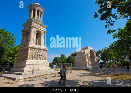 Glanum Roman Ruinen St Remy de Provence Frankreich Provence-Alpes-Cote d Azur Europa Stockfoto