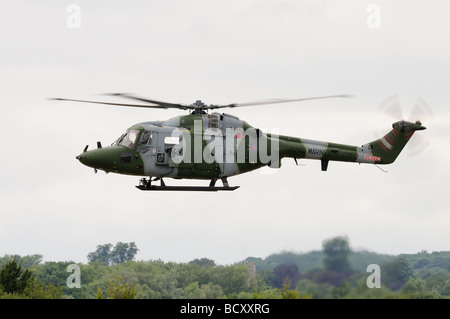 Royal Navy Lynx Hubschrauber kommt an RAF Fairford für das Royal International Air Tattoo Stockfoto