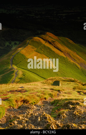 Katze-Glocken und Skiddaw im Morgengrauen im englischen Lake District Stockfoto