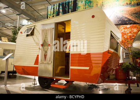 Vintage Holiday Rambler RV/MH Hall Of Fame in Elkhart Indiana Stockfoto