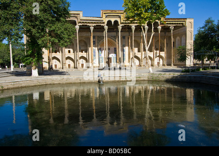 Bolo Khauz Moschee in Buchara Usbekistan Stockfoto