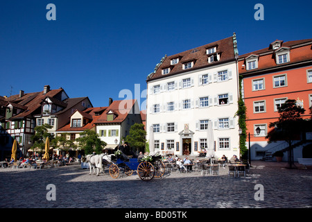 Marktplatz mit Hochzeitskutsche, Meersburg am Bodensee, Regierungsbezirk Tübingen, Landkreis Bodenseekreis, Baden-Württemberg Stockfoto